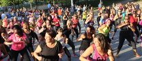 Classe magistral de zumba solidària amb motiu de La Marató de TV3