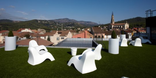 Algunes de les activitats del Juliol Jove se celebraran a la Terrassa d'El Mirador.