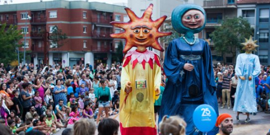 Els gegants de Castellar, en plena Fal·lera Gegantera 2014.