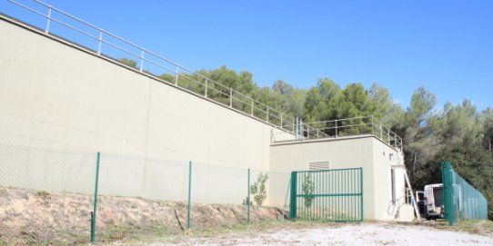 Amb la connexió de l'ATLL s'ha posat en funcionament un dipòsit situat a la zona de Puigverd.
