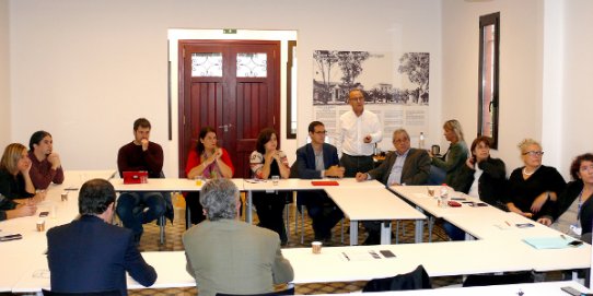 Moment de la trobada d'alcaldes i regidors al Parc Taulí