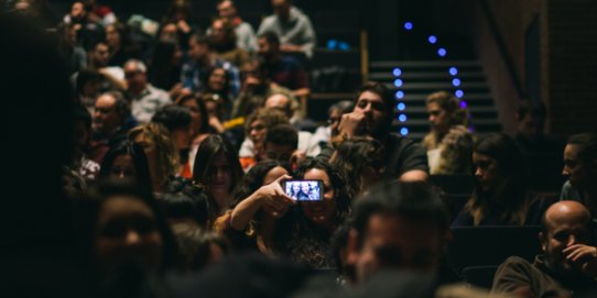 Públic assistent al darrer espectacle de la temporada de tardor de l'Auditori.