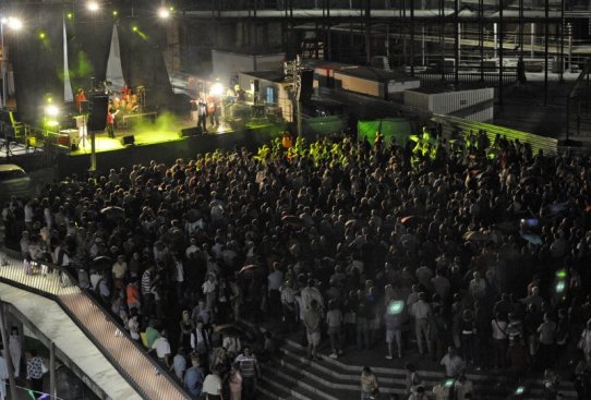 Els Mustangs, amb Santi Carulla, a la plaça Major