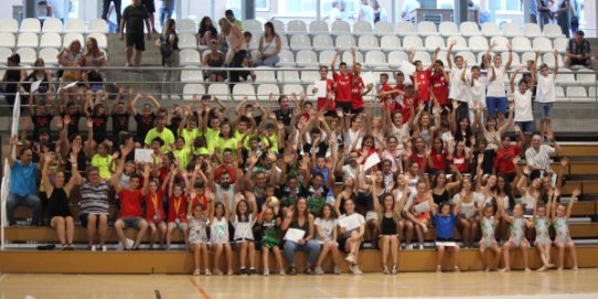 Foto de família del participants a l'acte.