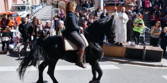 La tradicional benedicció a la font de la plaça Major està programada a les 12.30 h aprox.