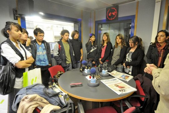 Els alumnes del Collège de Grazailles, a Ràdio Castellar