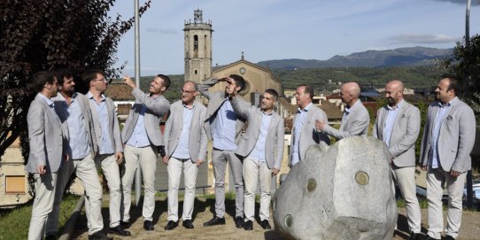 Imatge promocional de la Cobla Jovenívola de Sabadell.