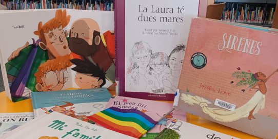 Una mostra dels llibres que es trobaran exposats a la Biblioteca.