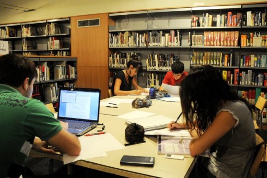 Més de 1.300 persones han fet ús de la sala d’estudi de la Biblioteca durant la temporada d’hivern 2009-2010