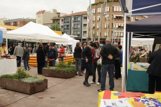 La Fira del Llibre, a la plaça del Mercat