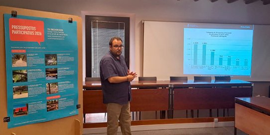 El regidor de Transparència i Bon Govern, Rubén Peñalver, durant la presentació dels resultats dels pressupostos participatius d'enguany.