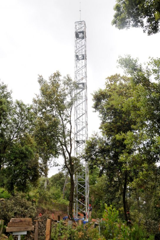 Torre de telecomunicacions de la urbanització El Racó