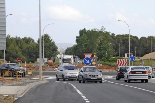 La nova rotonda de la carretera de Sabadell s'ha obert aquesta setmana
