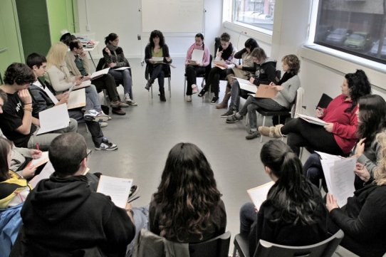 Imatge de la primera sessió del curs, dissabte 28 de gener de 2012