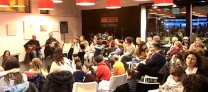 Xocolatada i cantada de nadales amb Carles Belda 