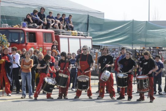 Actuació dels Diables de Castellar