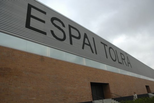 Façana de l'Espai Tolrà