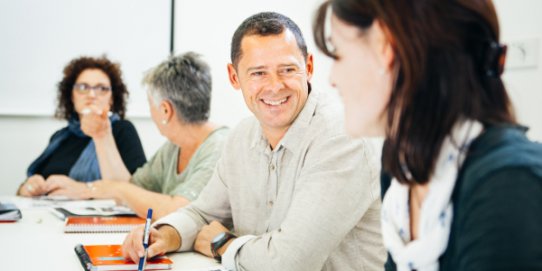 Els cursos de conversa en anglès es mantenen en l'oferta formativa 2015-2016.