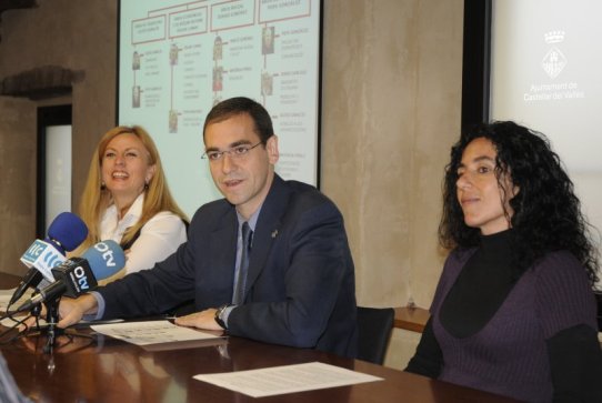 La regidora Pepa Martínez, l'alcalde, Ignasi Giménez, i la regidora Glòria Massagué