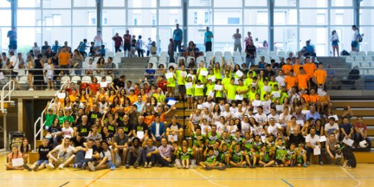 Foto de família del participants a l'acte.