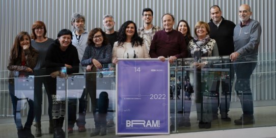 Organització i col·laboradors del BRAM! durant la presentació de la Mostra Cinema de Castellar del Vallès de 2022.