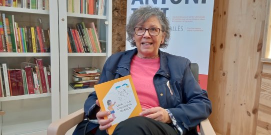 Enriqueta Lemonche, amb el conte "Laia i la colometa blanca".