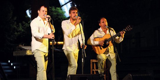 El grup Arjau en acció. 