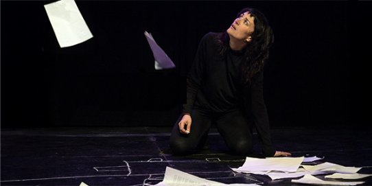 Una imatge de Pamela Palenciano durant l'espectacle. 