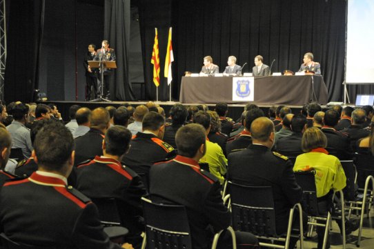 La Sala Blava de l'Espai Tolrà ha estat l'escenari de la celebració del Dia de les Esquadres