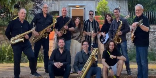 Imatge dels integrants de la Big Band Balada.