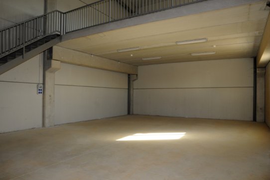 Aquesta nau, de 180 m2, es destinarà a l'ús d'entitats