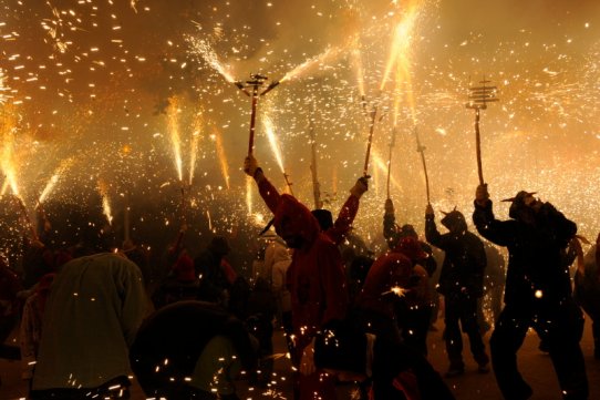 Una imatge del Correfoc de la Festa Major 2010