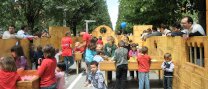 El Mercat municipal organitzarà el dia 3 de juny un parc infantil amb castells de sorra i jocs tradicionals a la plaça d’El Mirador