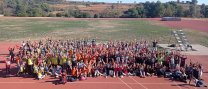 Les pistes d’atletisme acullen la novena edició de la Jornada Esportiva escolar amb 265 alumnes de 6è de primària